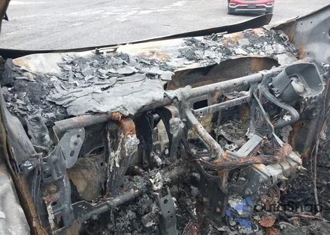 2014 Ford Escape Titanium из США, поврежденный, VIN 1FMCU9J90EUE29220